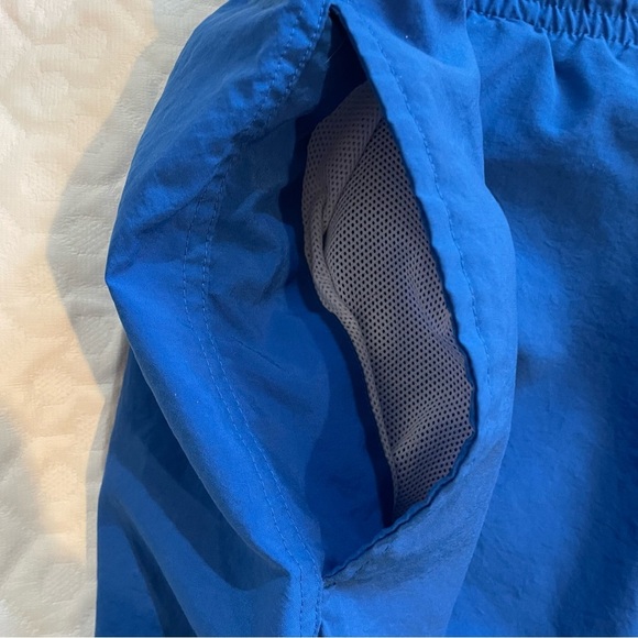 Champion Men’s Blue Swim Trucks Fully Lined XL Pockets Beach Pool Summer Netting - Picture 8 of 9